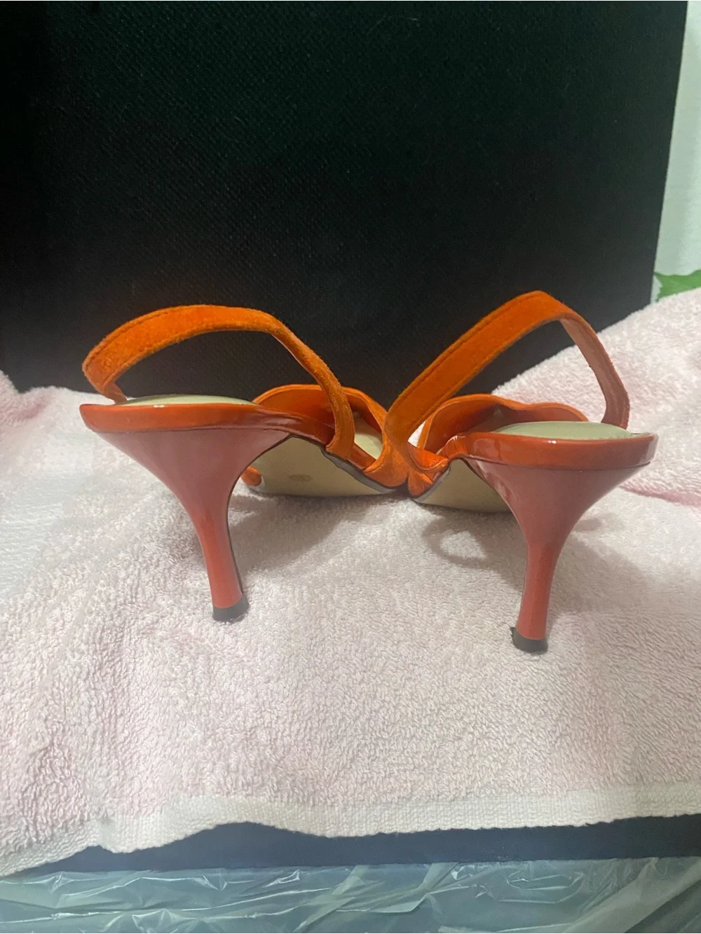 Liz Claiborne Pointed Slingback Pumps in Bright Orange Suede - Picture 3 of 5